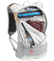 Ample space and compartments for easy access to all of your hydration, gear, and essentials