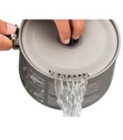 Easy-flow strainer lid for efficient draining