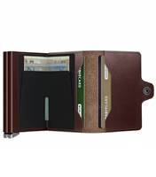 Includes interior pockets for holding 4 extra cards, notes, receipts, business cards