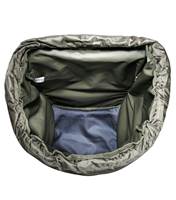 Snow guard with two drawstrings under the lid