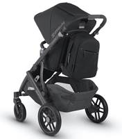 Easy attachment to stroller with included stroller straps