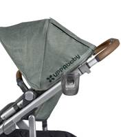 Stroller can fold with cup holder attached