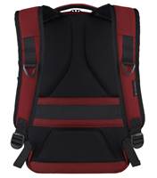 Padded adjustable shoulder straps and airflow channels ensure optimum carrying comfort